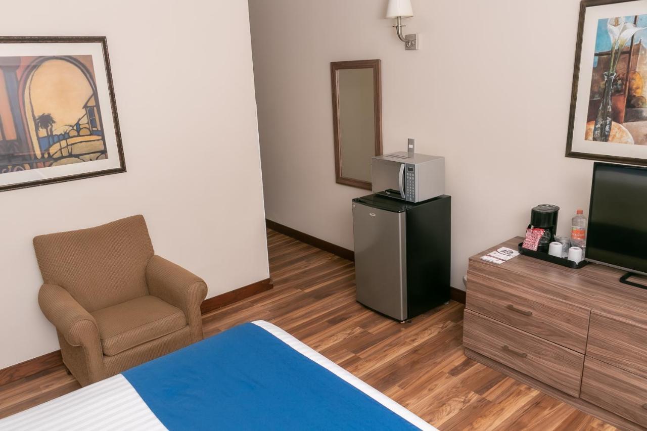 Best Western Plus Chihuahua Aeropuerto Kültér fotó