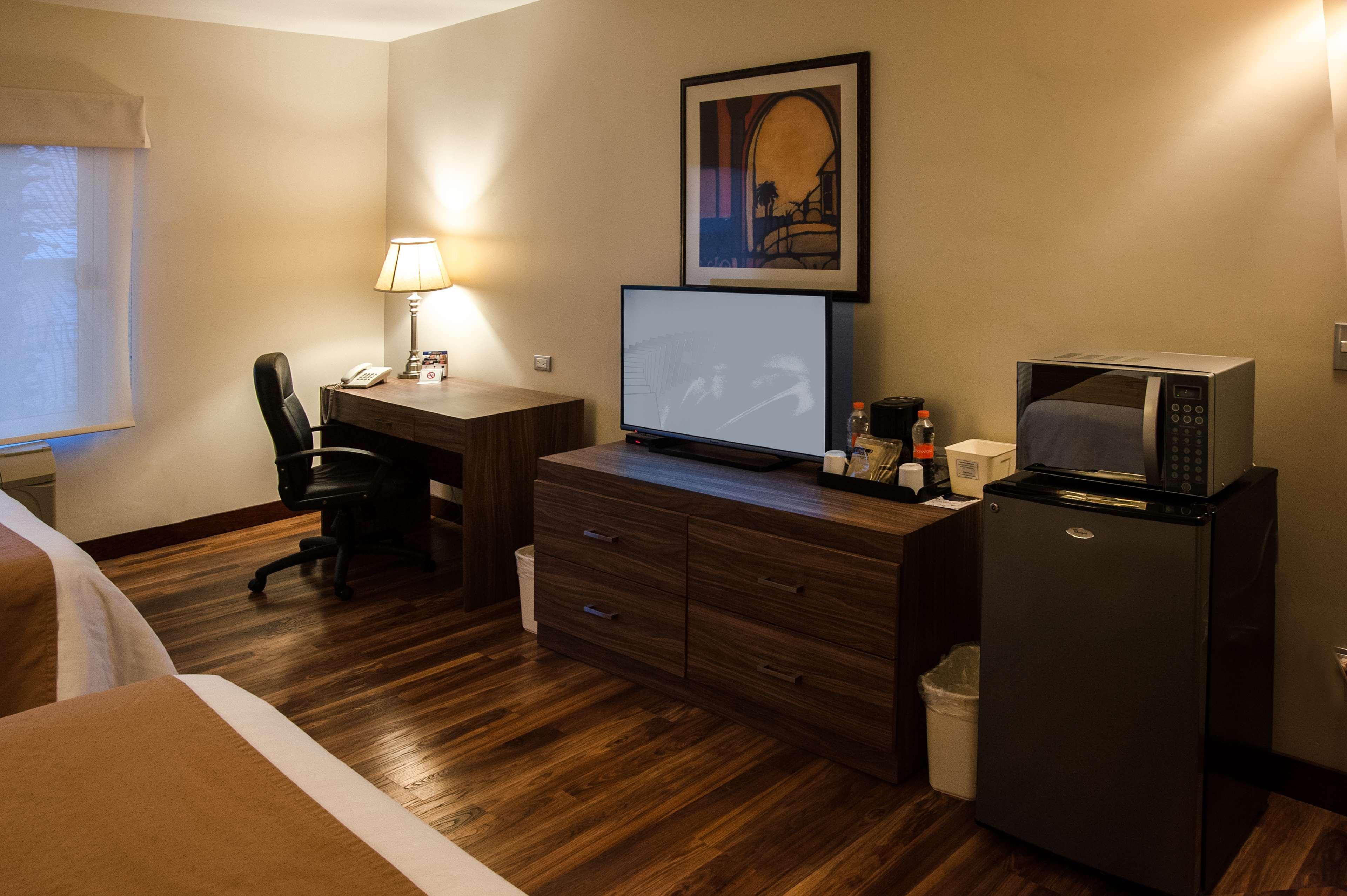 Best Western Plus Chihuahua Aeropuerto Kültér fotó