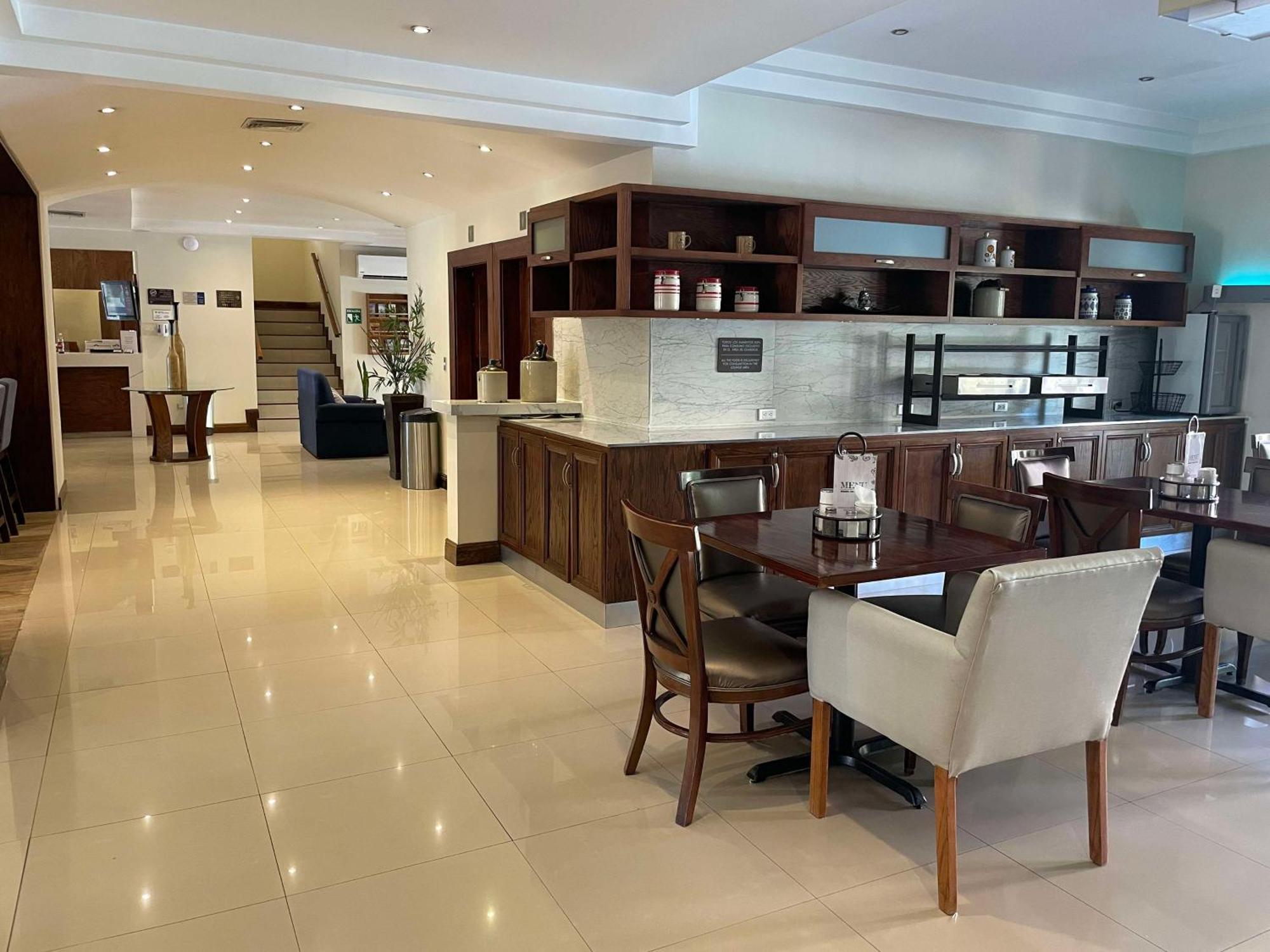 Best Western Plus Chihuahua Aeropuerto Kültér fotó